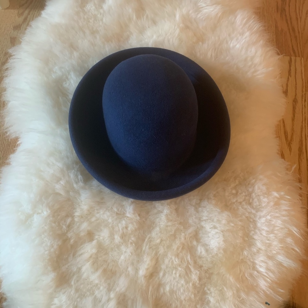 Laura Ashley 100% wool hat